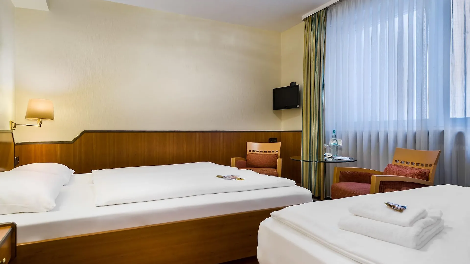 Plaza Inn Rieker Stuttgart Hauptbahnhof Hotel