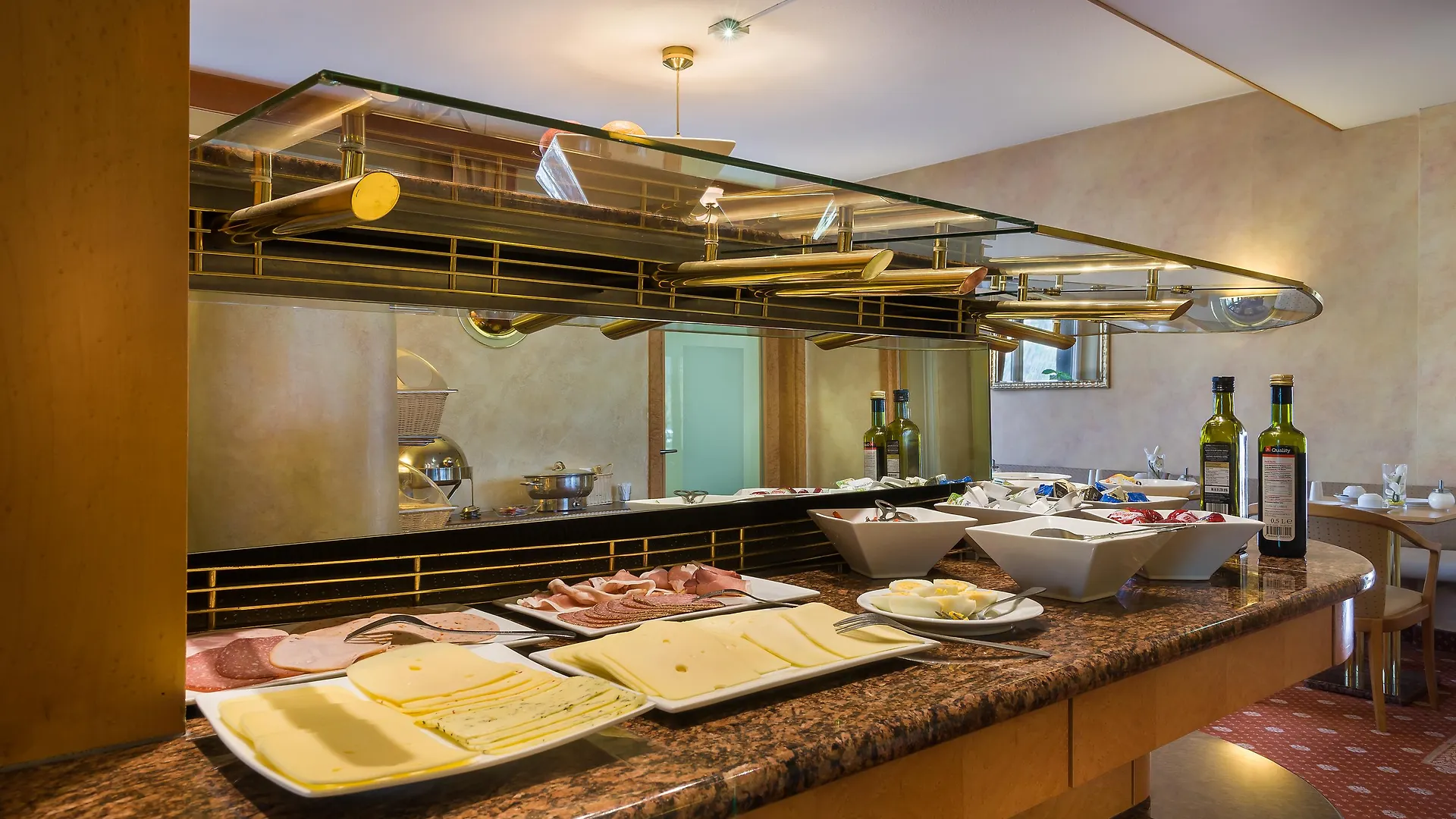 *** Hotel Plaza Inn Rieker Stuttgart Hauptbahnhof Germany