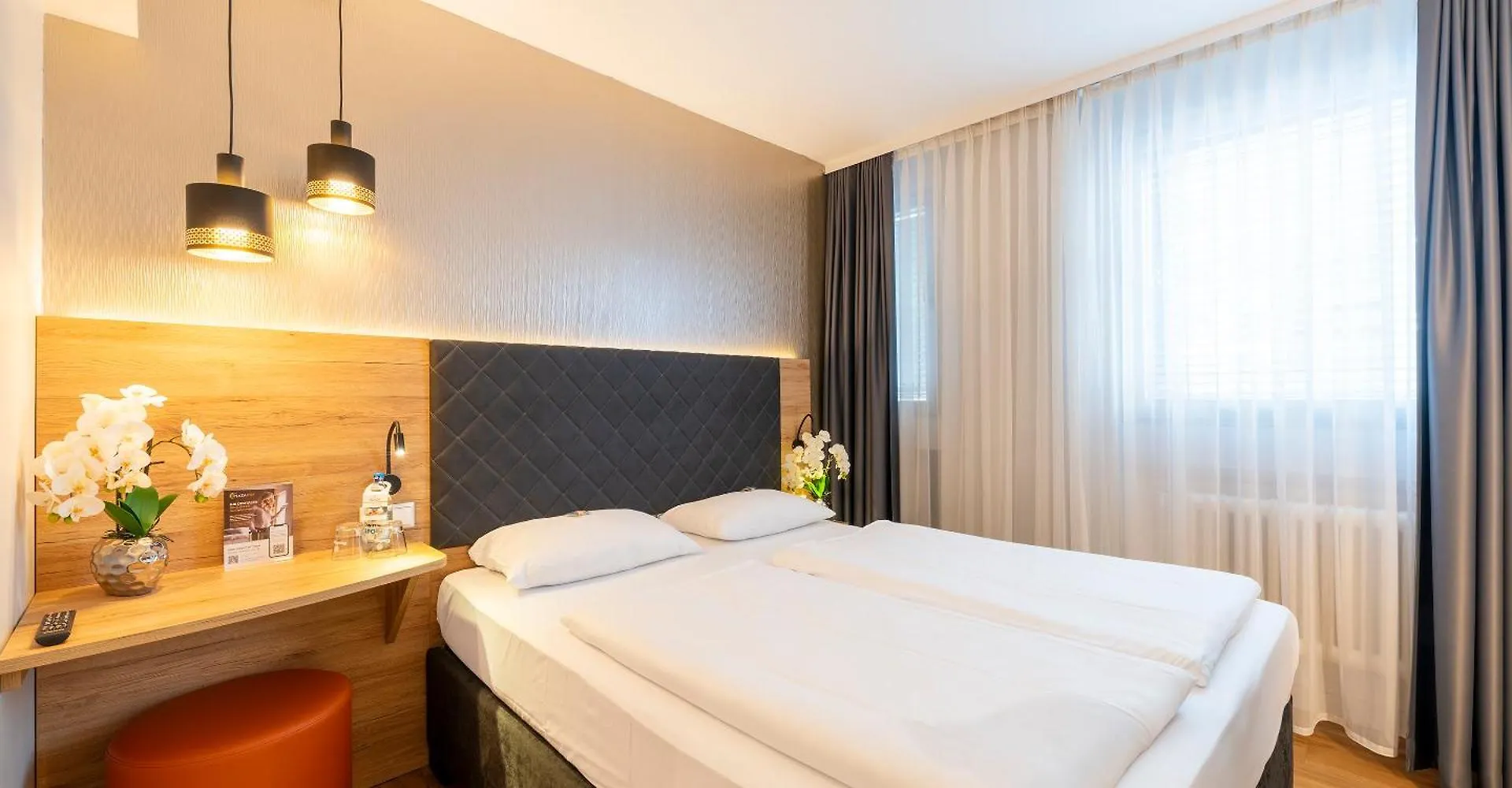 Hotel Plaza Inn Rieker Stuttgart Hauptbahnhof