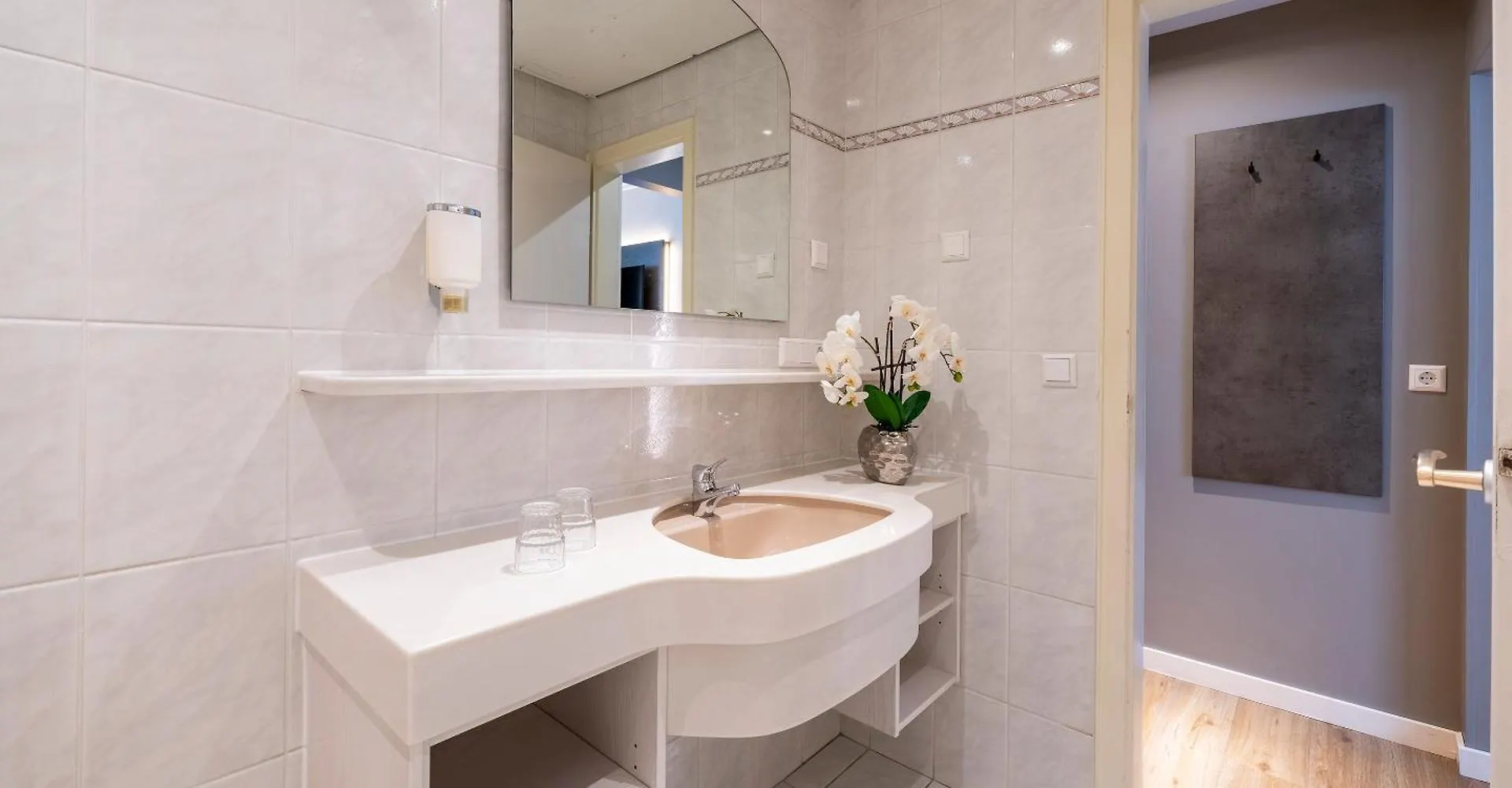Hotel Plaza Inn Rieker Stuttgart Hauptbahnhof