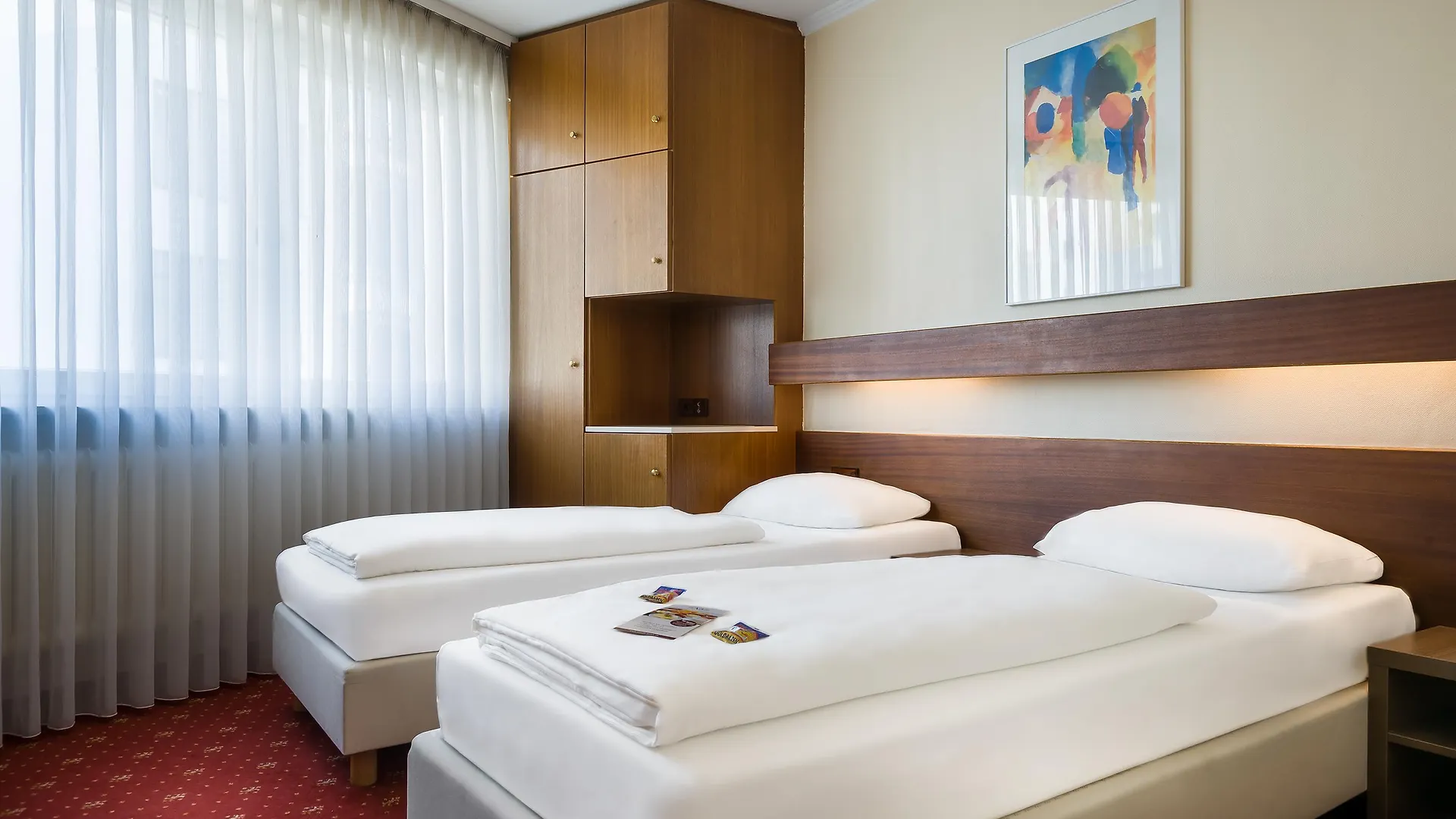 Plaza Inn Rieker Stuttgart Hauptbahnhof Hotel