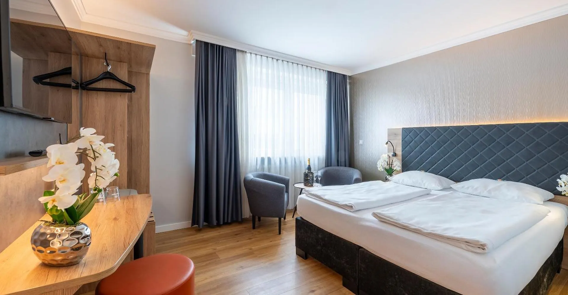 Plaza Inn Rieker Stuttgart Hauptbahnhof contacts