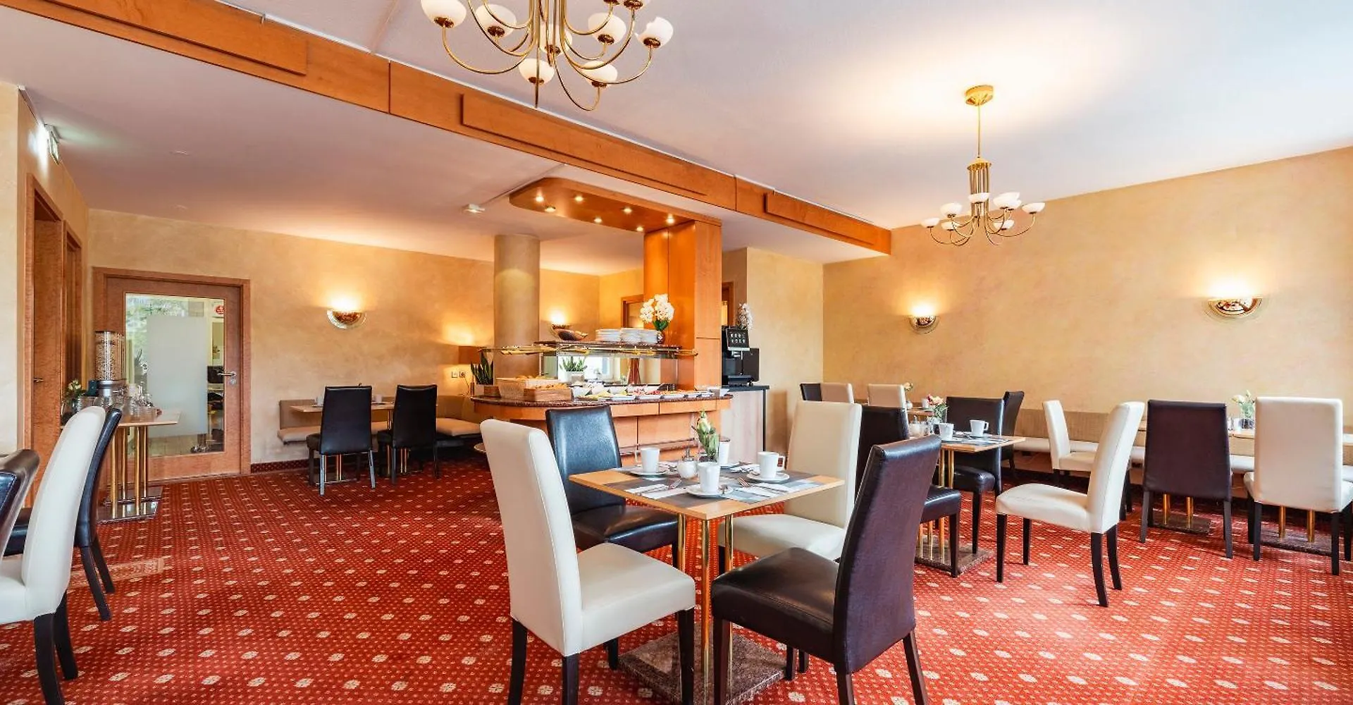 Plaza Inn Rieker Stuttgart Hauptbahnhof Отель