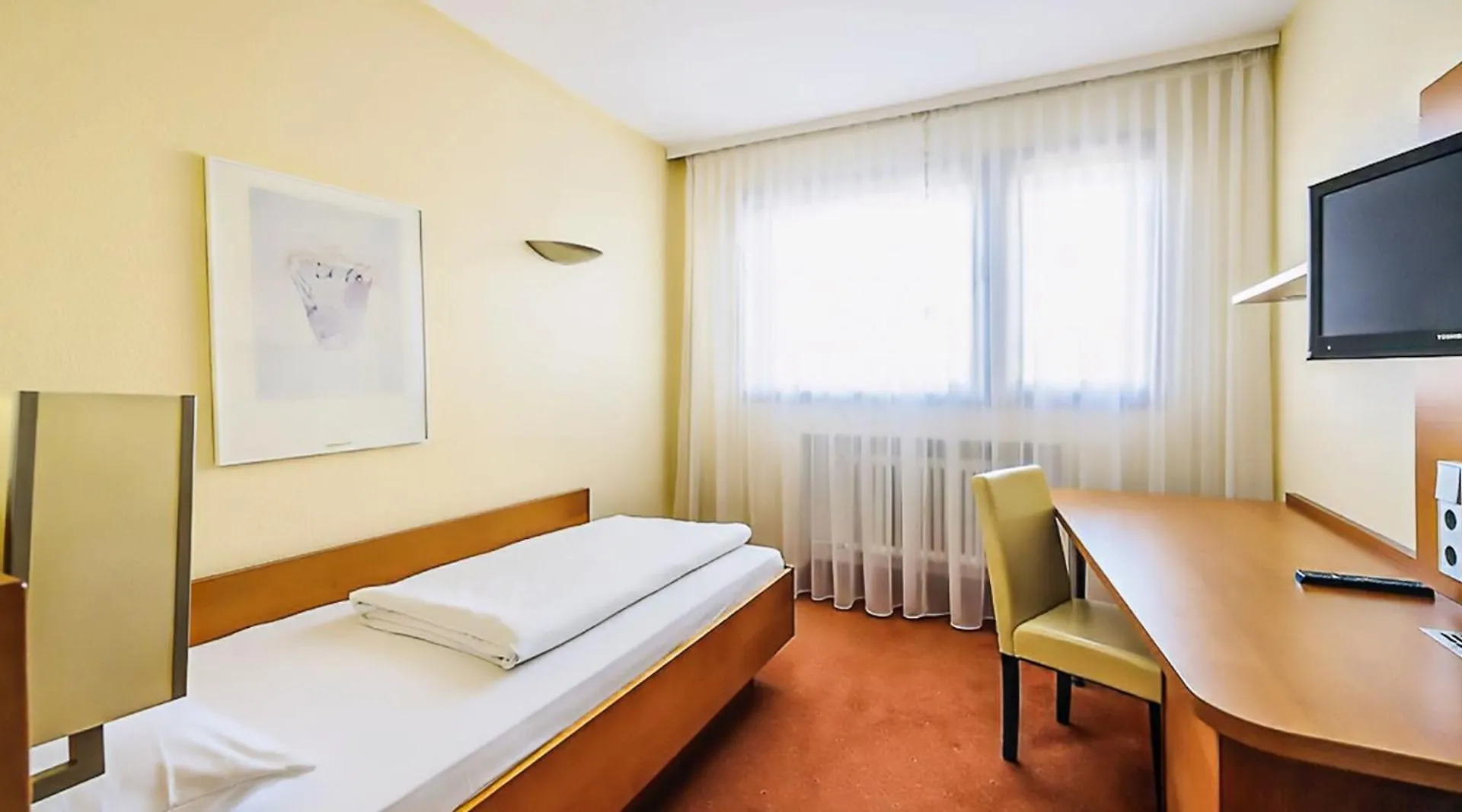 Plaza Inn Rieker Stuttgart Hauptbahnhof 3*,